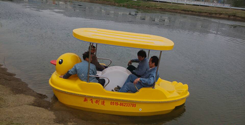 自排水大黄鸭脚踏船